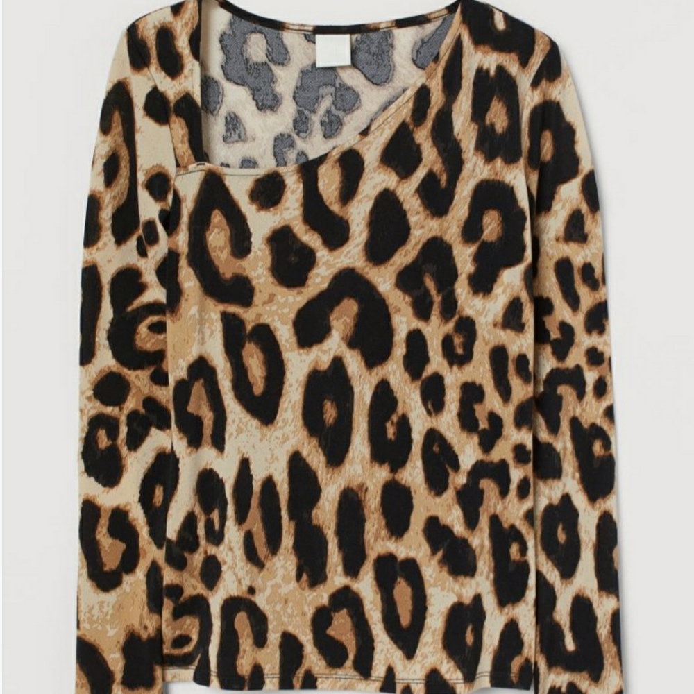 H&M asymmetric neck long sleeve top size M animal - Picture 3 of 5